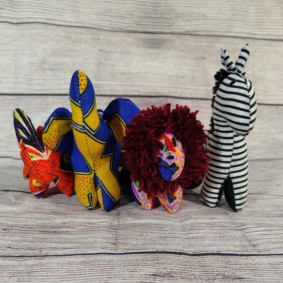Set of 4 Handmade Stuffed Animals From Uganda, set 2 - Picture 3 of 8